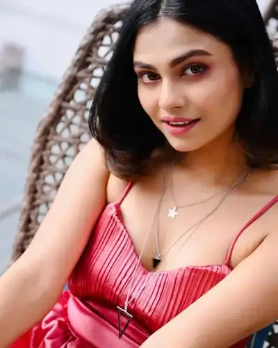 Call Girls Service in Dhoomakot